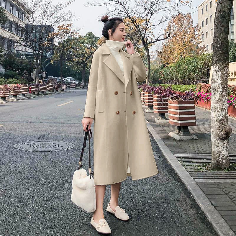Petite Women's Wool Coat With Notched Lapel
